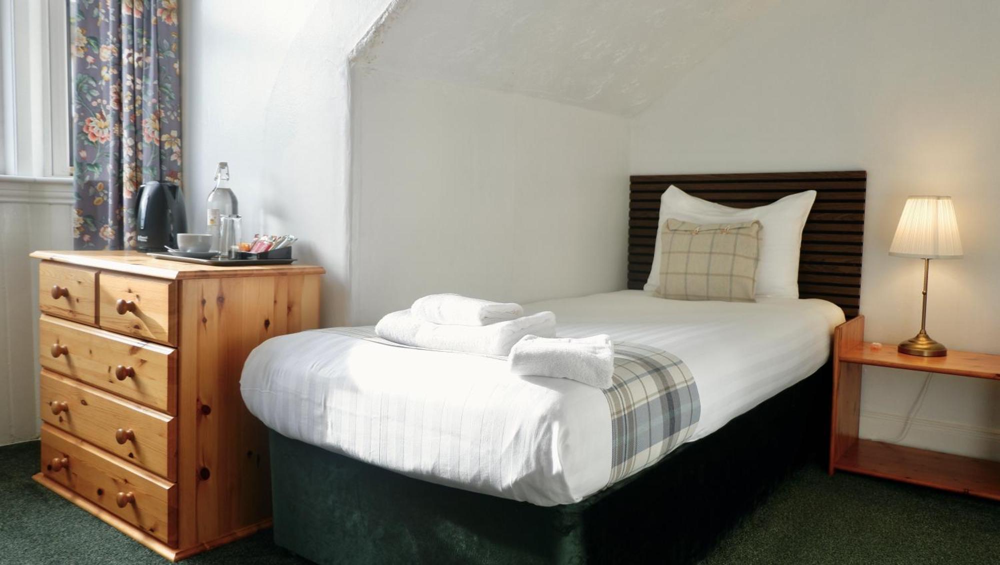 4 Friends House Hotel Единбург Екстериор снимка