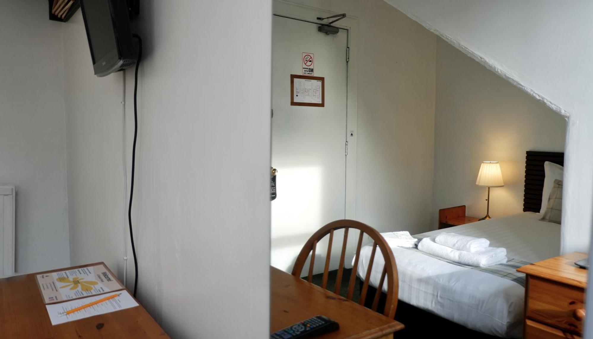 4 Friends House Hotel Единбург Екстериор снимка