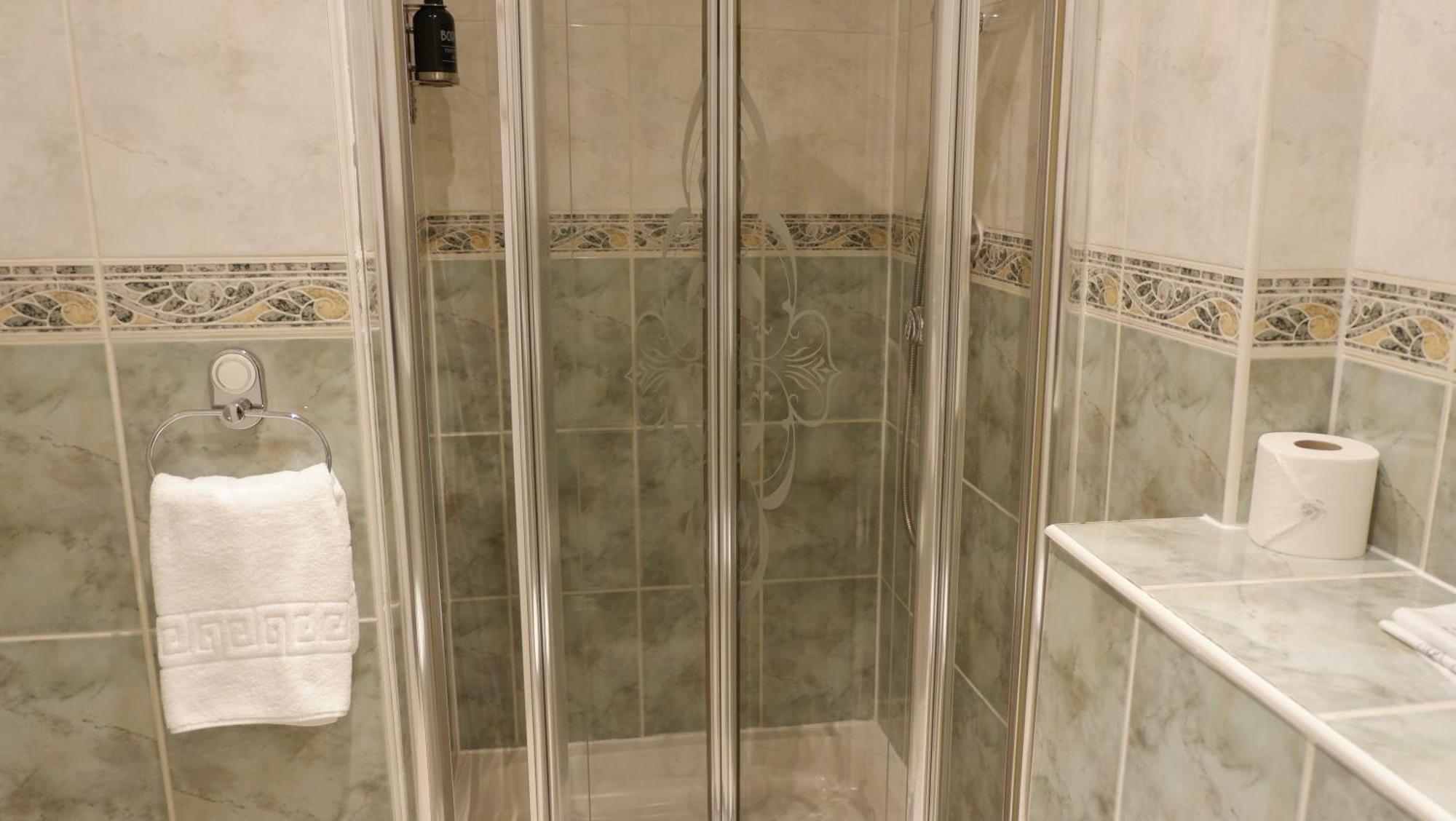 4 Friends House Hotel Единбург Екстериор снимка